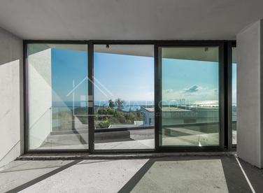 Современный особняк с бассейном №4