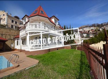 Красивый дом в КП Газпром №3