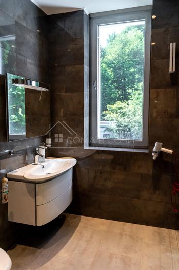 Дизайнерский особняк в горах Хосты №39