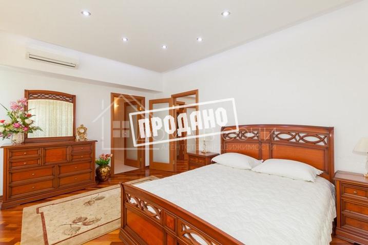 Элитное домовладение с классическим  ремонтом в центре Сочи №7