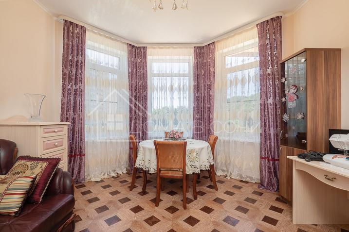 Домовладение из кирпича на ул. Измайловской №19