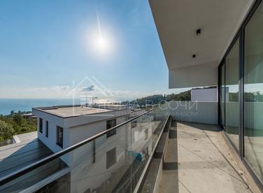 Современный особняк с бассейном №5